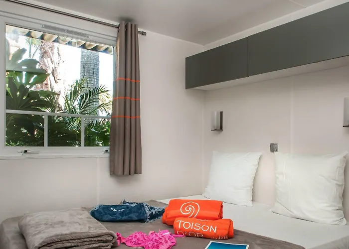 La Toison D'or Et Hotel Saint-Tropez